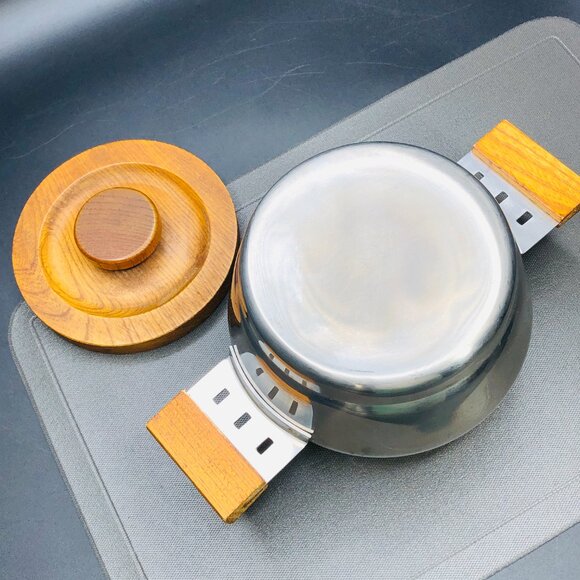 Midcentury Imperial International Japan Stainless Steel Wooden Lid Fondue Pot - Picture 6 of 10